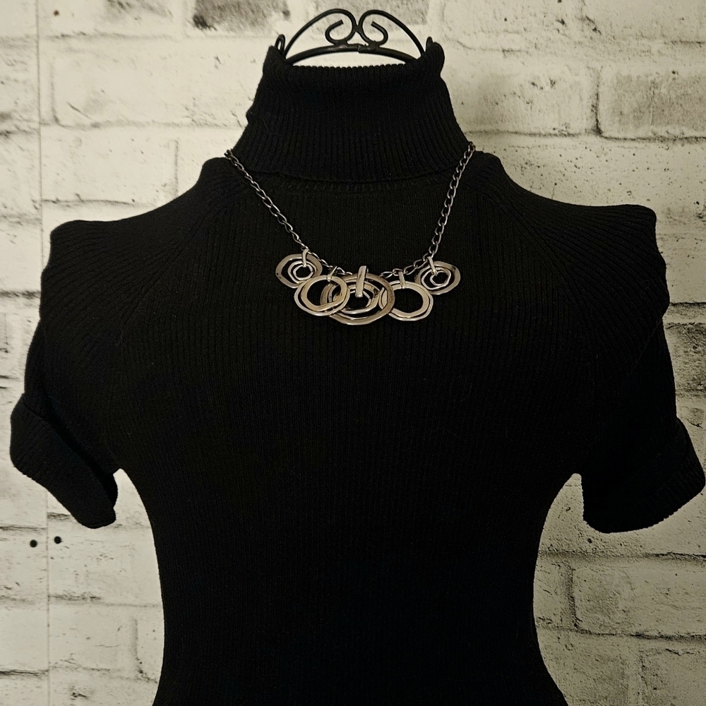 Nine West Silver Tone Geometric Link Statement Necklace